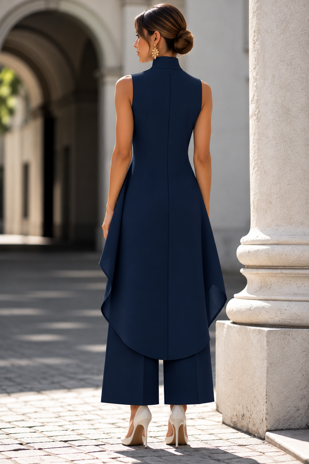 VALENTINA | MONO ELEGANTE CON TOP DE CUELLO ALTO DRAPEADO
