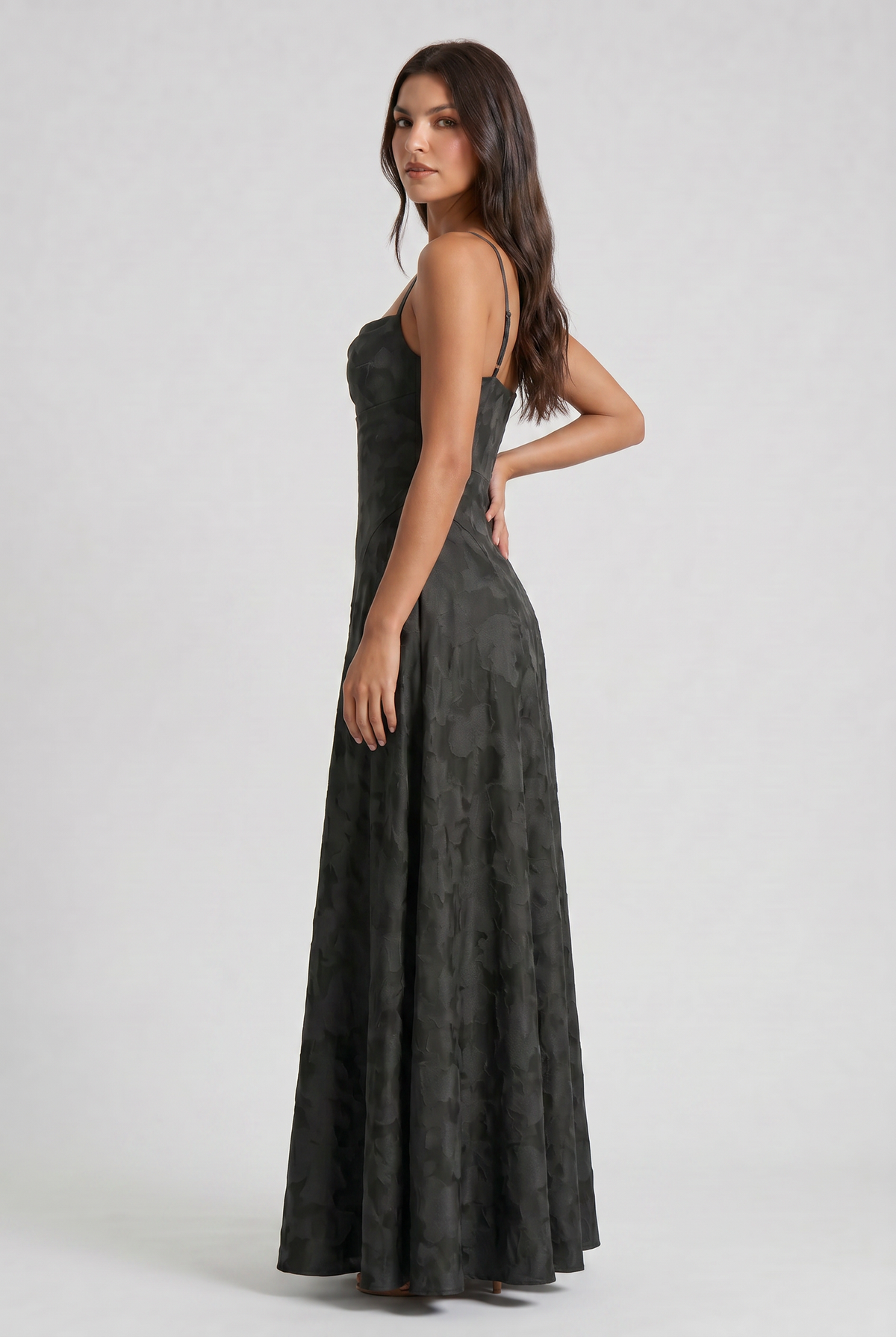 LOUISE | VESTIDO LARGO DE ENCAJE