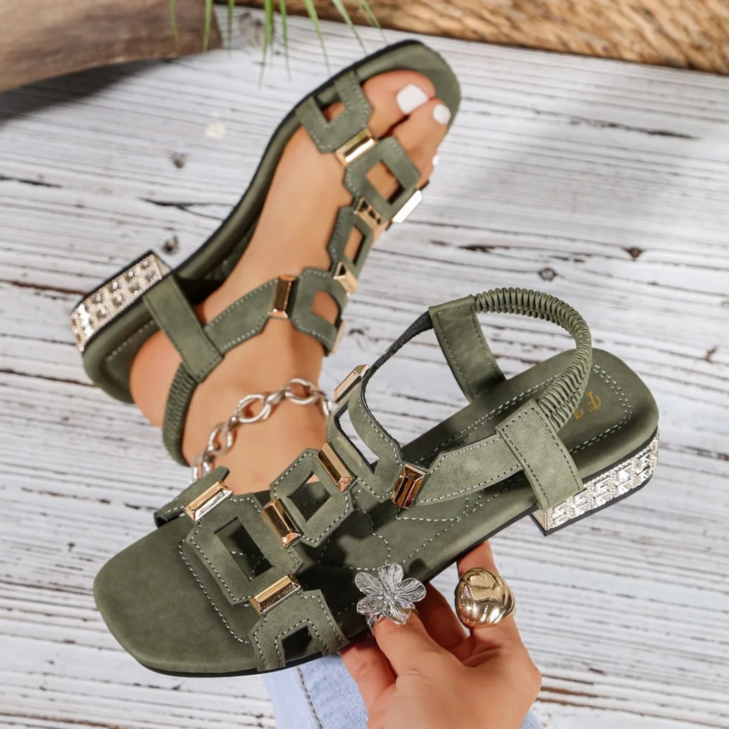 ALESSIA | SANDALIAS CÓMODAS CON TACÓN